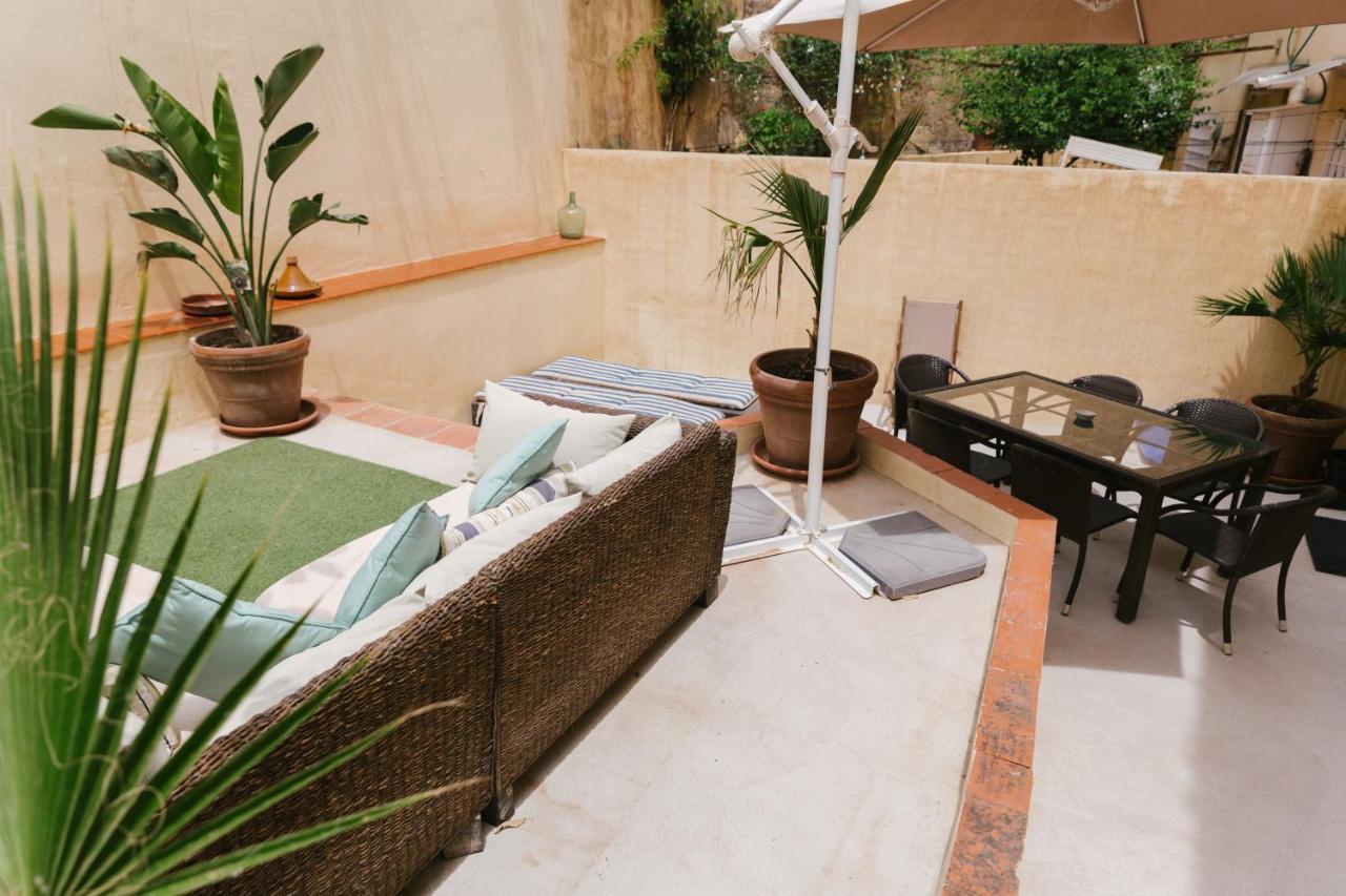 Ambb-Private Patio-Steps Away From Old Town Appartement Málaga Buitenkant foto